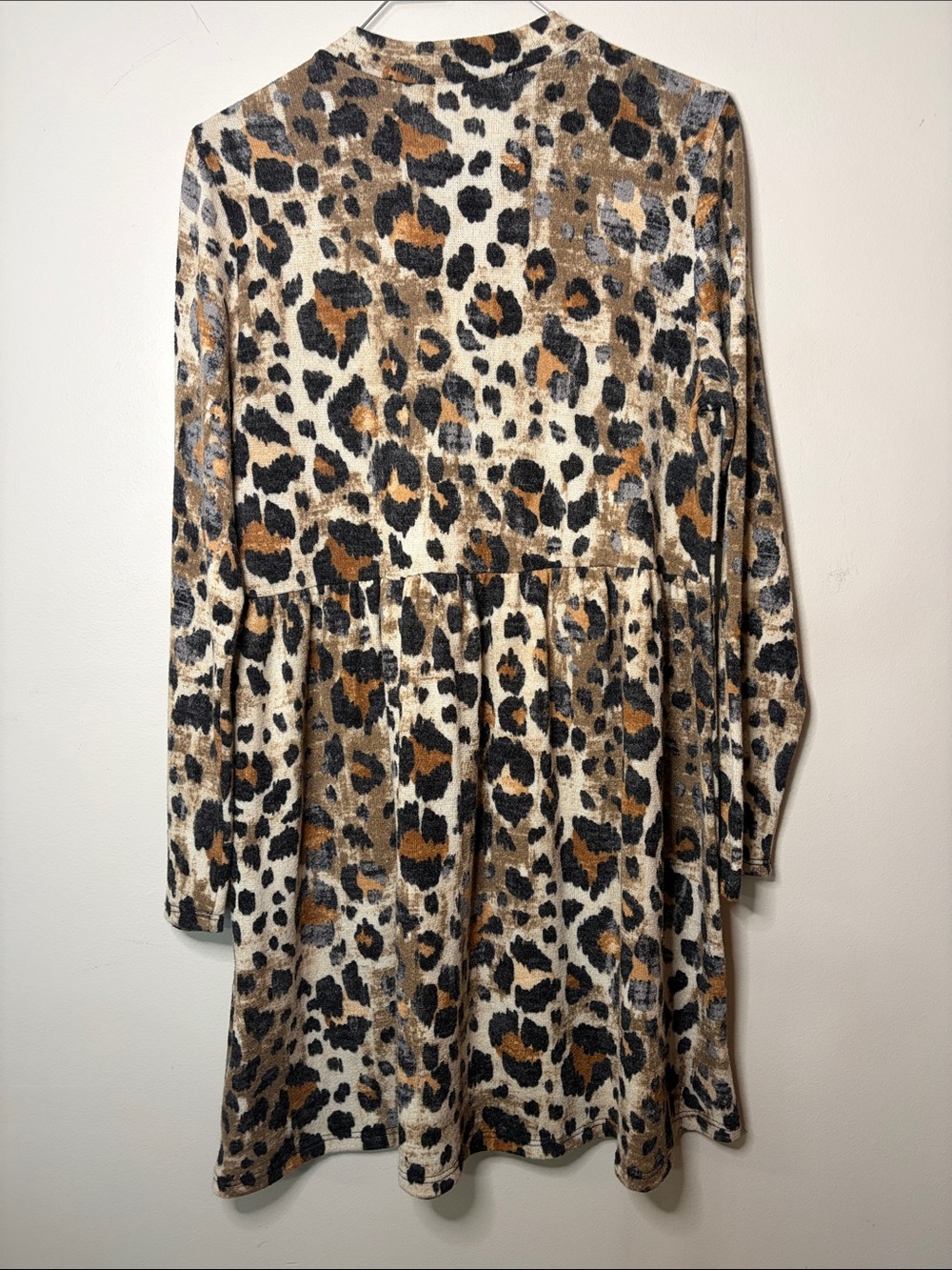 entro Beige and Brown Leopard Print Long Sleeve Mini Dress - Picture 4 of 4